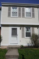 25 Stillwood Cir in White Marsh, MD - Building Photo