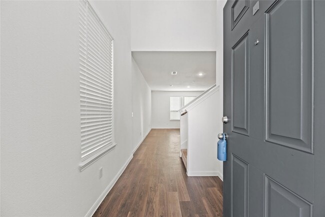 property at 7322 Madison Cmns Ln