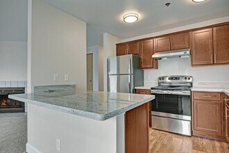 Foster Greens in Tukwila, WA - Foto de edificio - Building Photo