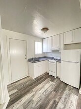 1735 12th St in Oakland, CA - Building Photo - Building Photo