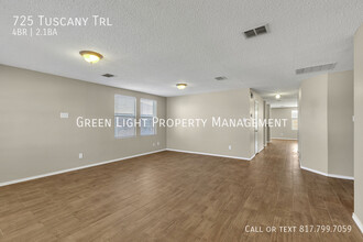 725 Tuscany Trail in Fort Worth, TX - Building Photo - Building Photo