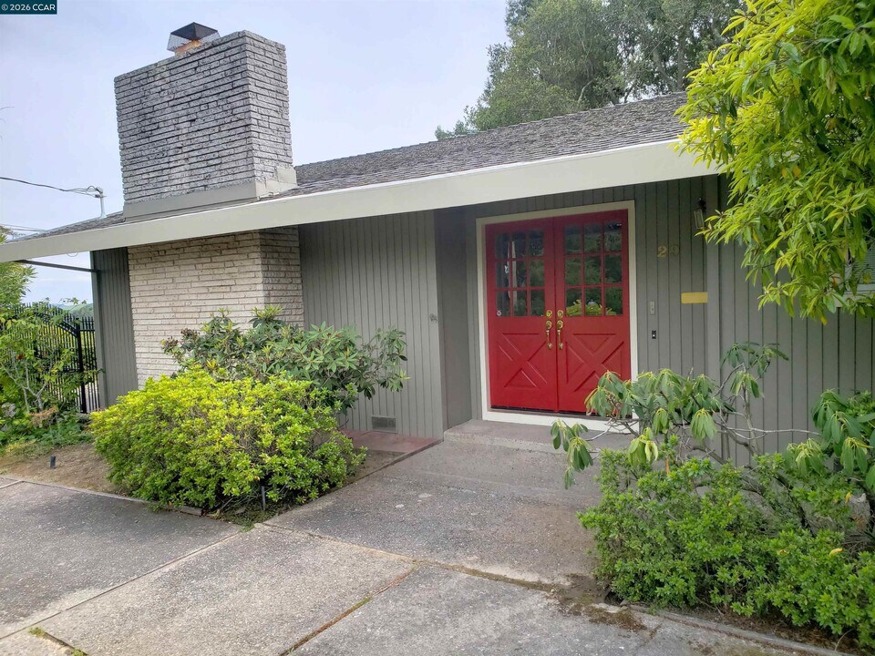 29 Chapel Dr in Lafayette, CA - Building Photo