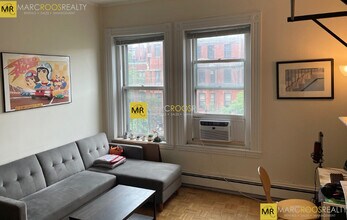 290 Newbury St, Unit 2F in Boston, MA - Building Photo - Building Photo