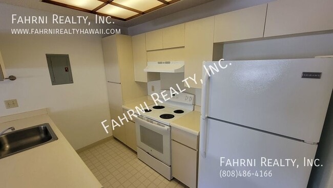 94-1049 Kaukahi Pl-Unit -#D11 in Waipahu, HI - Building Photo - Building Photo
