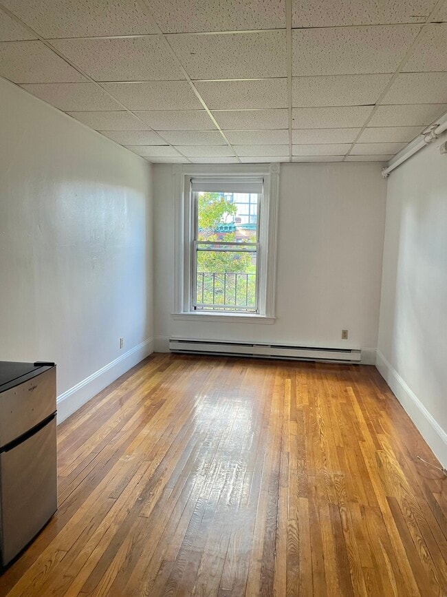 854 Beacon St, Unit 14 in Boston, MA - Building Photo - Building Photo