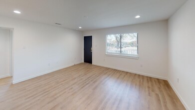 5103 Live Oak St in Dallas, TX - Building Photo - Building Photo