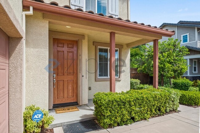 237 W Moraga St in Tracy, CA - Building Photo - Building Photo