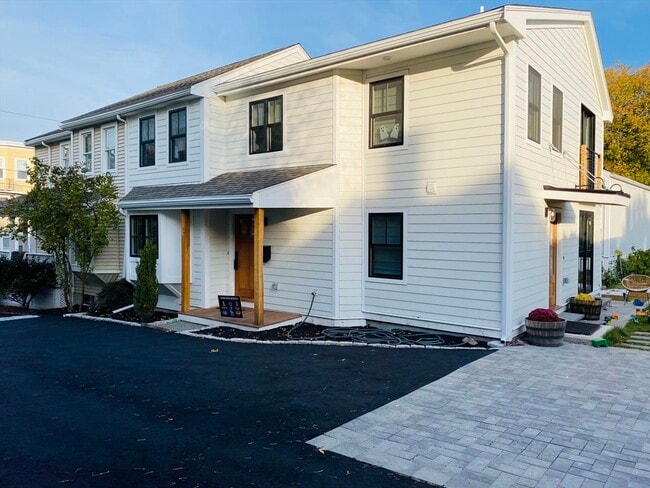 property at 10 Ware St