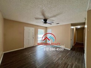 110 Whitetail Dr in San Marcos, TX - Building Photo - Building Photo