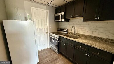 5910 Hamilton Ave in Rosedale, MD - Building Photo - Building Photo