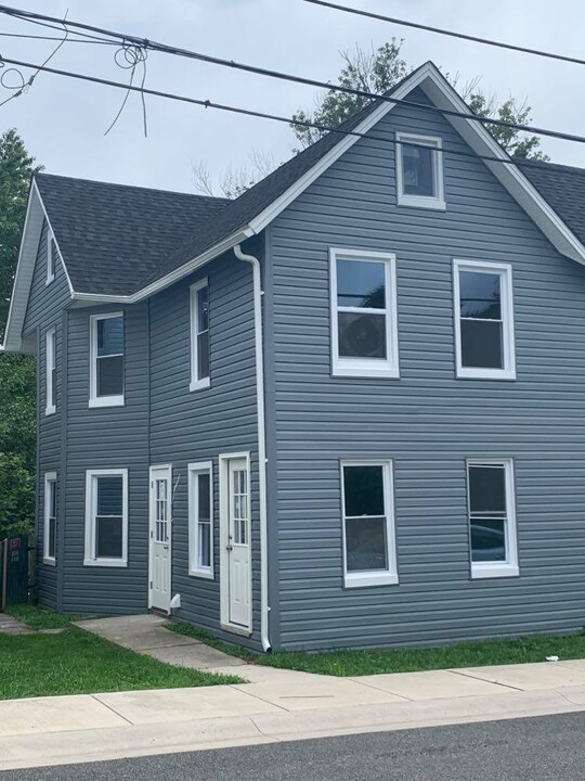 326 Elm St, Unit A in Perryville, MD - Building Photo