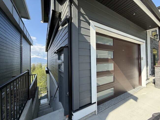 5248 Goldspring Pl in Chilliwack, BC - Building Photo - Building Photo