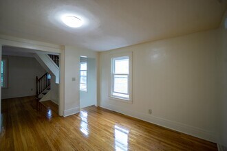 107 Bristol Pl in Syracuse, NY - Building Photo - Building Photo