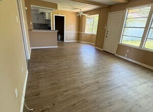 6818 Thornwild Rd in Missouri City, TX - Building Photo - Building Photo