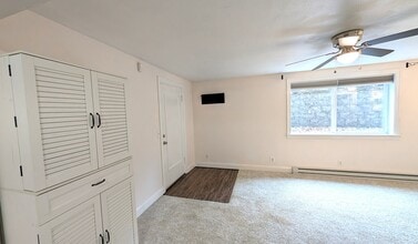 1109 S Walnut St, Unit Apt 5 in Spokane, WA - Building Photo - Building Photo