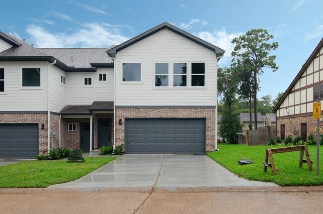 property at 12310 Glenview Dr
