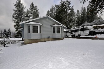 109 W Vista Dr in Coeur d'Alene, ID - Building Photo - Building Photo