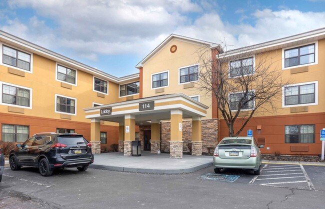 Furnished Studio-Philadelphia - Horsham -  in Horsham, PA - Foto de edificio - Building Photo