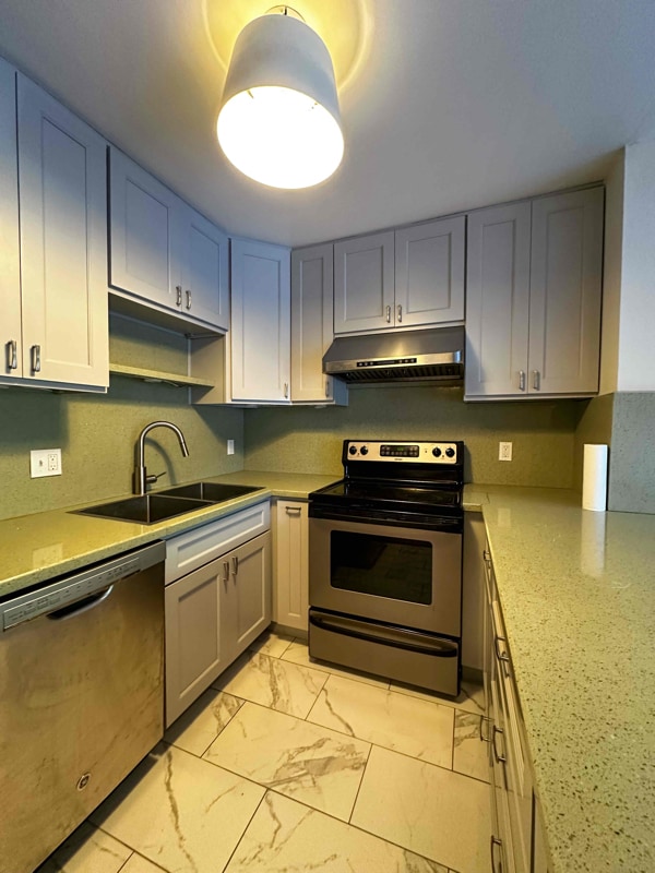 property at 401 Monte Vista Ave