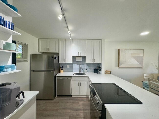 2811 Garden Dr S in Lake Worth Beach, FL - Building Photo - Building Photo
