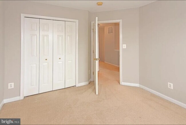 25334 Sweetness Terrace in Aldie, VA - Building Photo - Building Photo