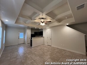 7011 Donovan Wy in San Antonio, TX - Building Photo - Building Photo