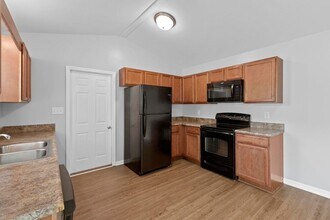 116 Jenna Rea Rd in Hubert, NC - Building Photo - Building Photo