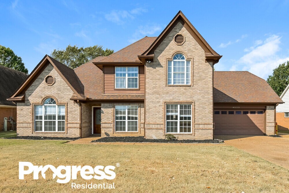 4533 Meadow Cliff Dr in Memphis, TN - Building Photo