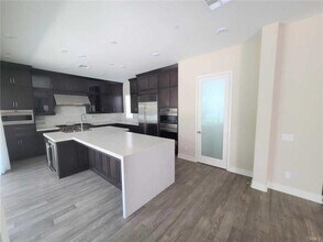 55 Einstein Wy in Irvine, CA - Building Photo - Building Photo