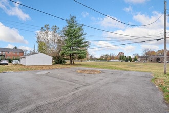 2912 Abigail Dr in Louisville, KY - Building Photo - Building Photo