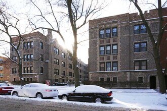 1317-1325 West Estes Avenue in Chicago, IL - Building Photo - Building Photo