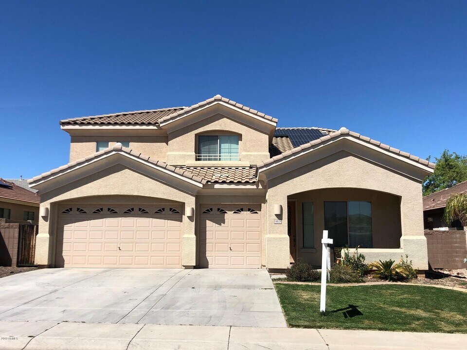 14628 W Banff Ln in Surprise, AZ - Building Photo