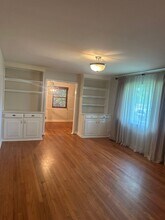 406 Holly Dr in Gainesville, GA - Building Photo - Building Photo