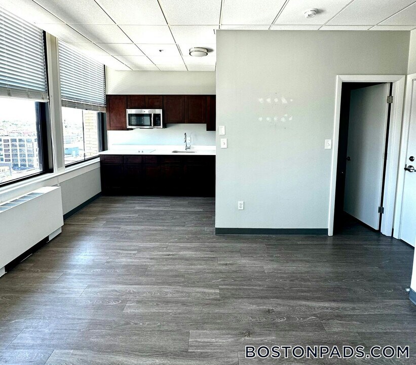 507 Main St in Worcester, MA - Foto de edificio