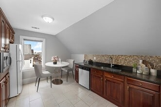 129 Lynnway, Unit 3 in Revere, MA - Building Photo - Building Photo