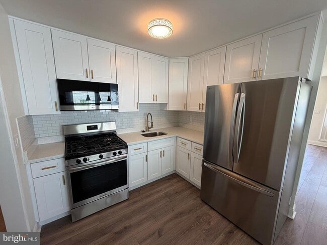 property at 3207 Gartside Ave