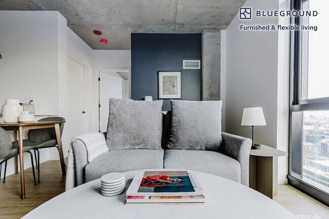 225 N Elizabeth St in Chicago, IL - Building Photo - Building Photo