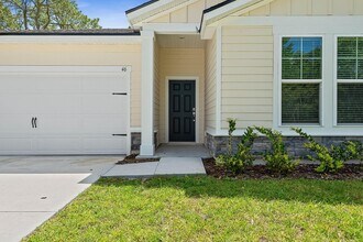 46 Poplar Dr in Palm Coast, FL - Foto de edificio - Building Photo