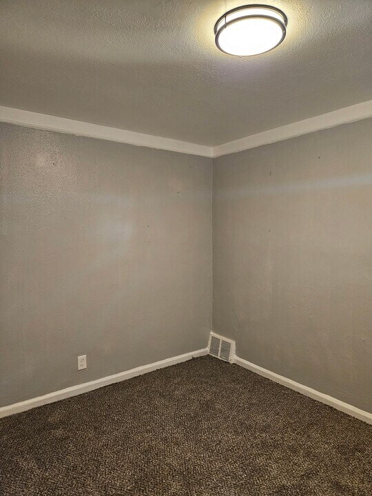 12094 Penrod St in Detroit, MI - Building Photo