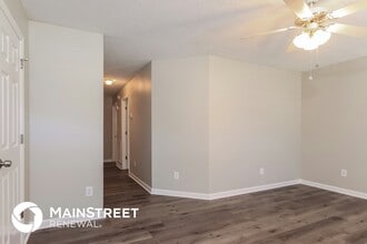 1108 Woodbriar St in Clayton, NC - Building Photo - Building Photo