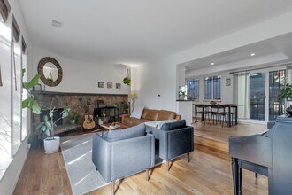 1137 E 12th Ave in Denver, CO - Building Photo - Building Photo