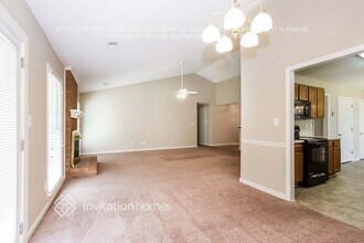 4212 Wynborough Ln in Charlotte, NC - Foto de edificio - Building Photo