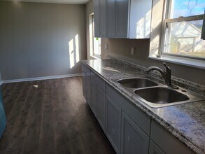 7995 Stony Creek Rd, Unit #1 in Ypsilanti, MI - Building Photo - Building Photo