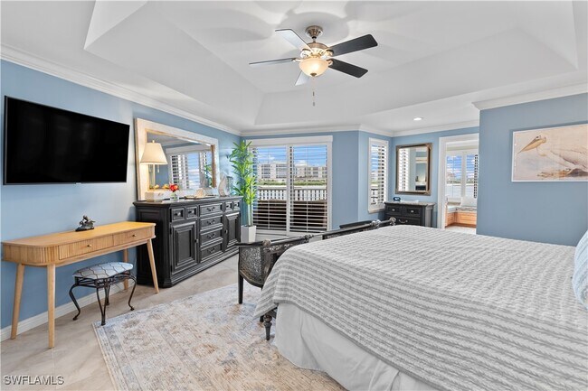 property at 524 La Peninsula Blvd