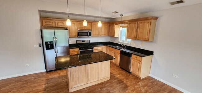 5119 W 159th St in Oak Forest, IL - Building Photo - Building Photo