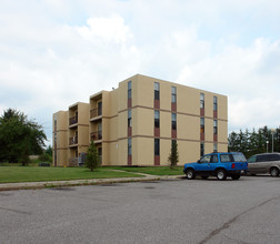 Branch Road Apartments in Medina, OH - Building Photo - Building Photo