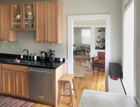 29 Wachusett Ave, Unit 29 Wachusett Ave in Arlington, MA - Building Photo - Building Photo