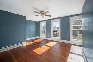 451 5th St in Toledo, OH - Building Photo