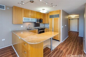 1296 Kapiolani Blvd in Honolulu, HI - Building Photo - Building Photo