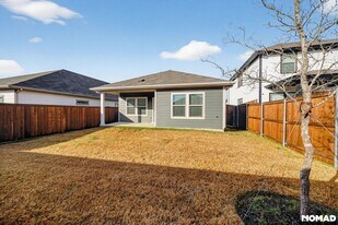 3913 Marble Fls Dr in Farmersville, TX - Building Photo